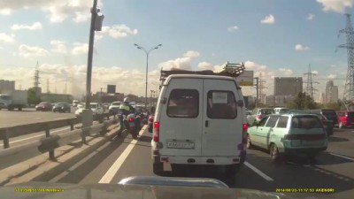 Открыл дверь на свою голову