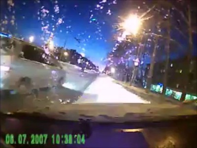 Бензовоз подрезал....