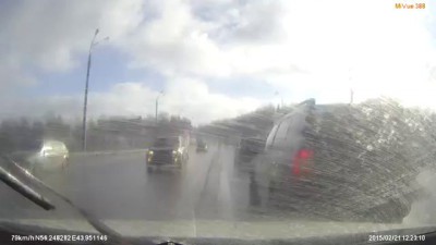 ДТП из-за двух разнополых дураков....