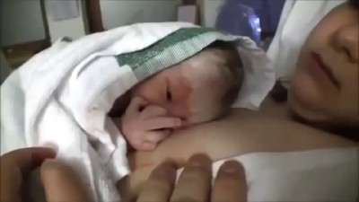 Поприветствовал папашу)