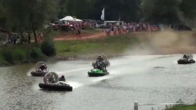 Гонки на лодках