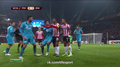 Розанов попал в прямой эфир матча ПСВ - Зенит