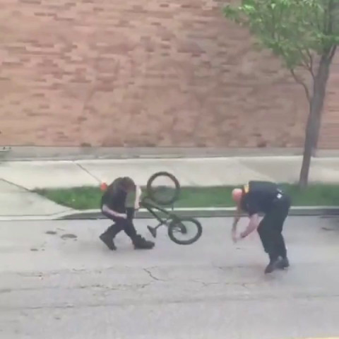 Просто ужасно, офицер