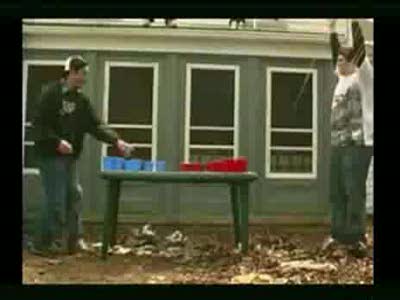 Попади в стаканчик