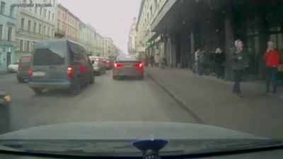 Поворачиваем