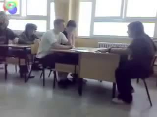 не того ударил