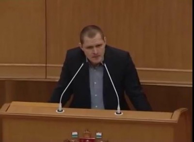 Максим Ряпасов добровольная отставка