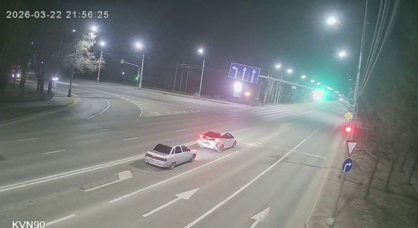 Сезон открыл, ну и как живой, закрыл, хоть и в экипировке.