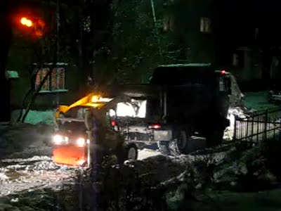 Бобкэт даёт пинка Камазу