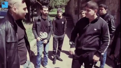 сестра пердунья