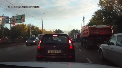 Идиот на встречке в Стерлитамаке