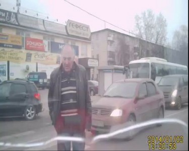 Не успел проскочить...