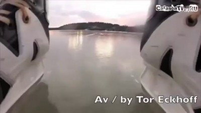 Пьяный мужик на льду