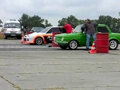 ZAZ 015 надрал зад