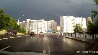 ДТП в Уфе на С.Перовской 05.06.2014