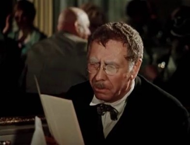 Киса Воробьянинов в ресторане "Прага" - меню.