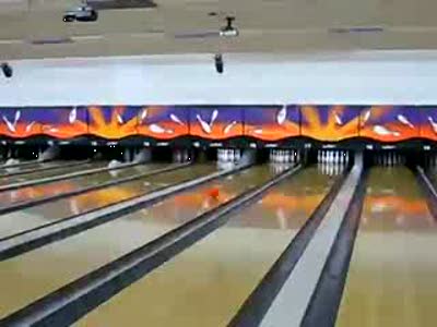 Отличный бросок в боулинге