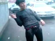 Жесть! чувиха залипает....