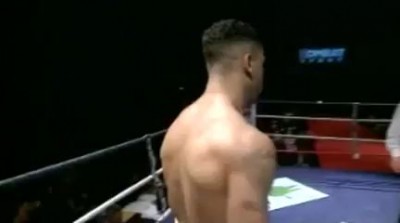 Максим Бурсак быстро «замесил» Жюльена Мари-Сента