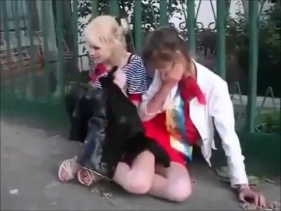 Пьяные украинки. Миздобули