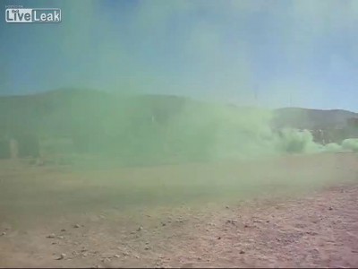 Сброс поддонов с припасами из самолёта 