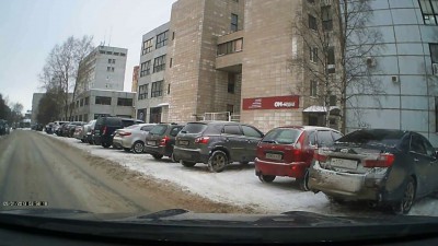 Скорая помощь атакует из-за засады!