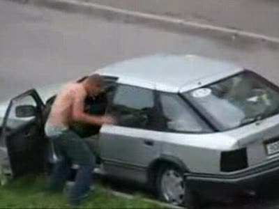 Парня прётЪ!