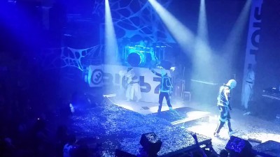 Обама шалун