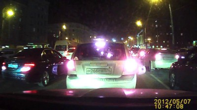 БМВ разнес четыре авто или как снять машину с продажи.