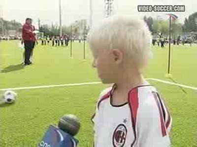 На кого он хочет быть похожим он так и не ответил