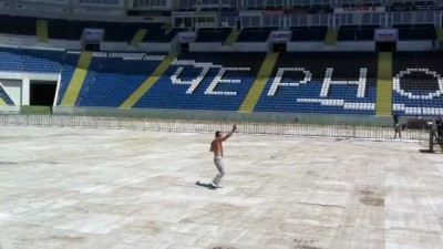 Crazy guy during Linkin Park soundcheck