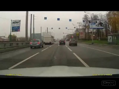 Хамству возраст не помеха