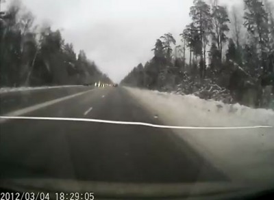 Bus Avoids high speed Crash