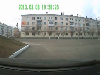 Мотоциклист на огромной скорости врезался в джип