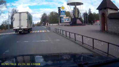 Зачем тошнить, если можно объехать...