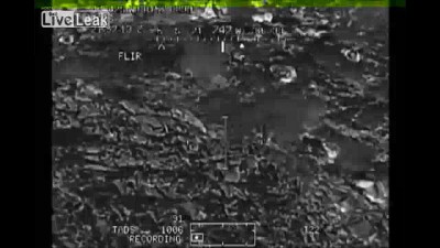 два вертолёта апачи уничтожают талибов