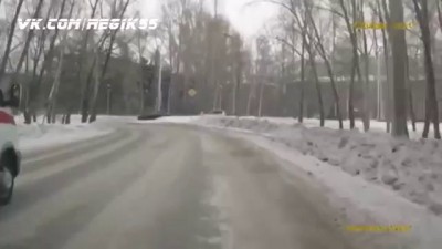 ДТП в Омске на пересечении ул. Челюскинцев и 24-я Северная