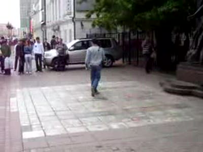 Уличный танцор