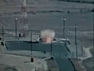 Ядерный фугас летит качается