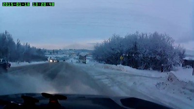 Вылетела на встречку из-за ямы?