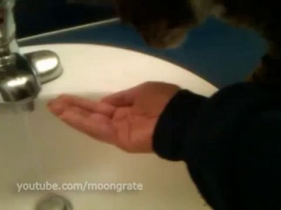 I haven't finished! || Я еще не допил!