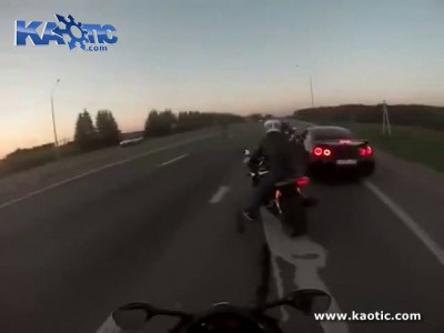 GTR vs YAMAHA R1 vs SUZUKI GSX R1000