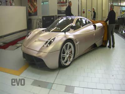 Первое видео суперкара Pagani Huayra