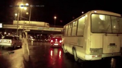 Голые и смешные на дороге (Нижний новгород, пролетарка)