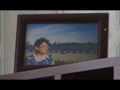 Бабушка - геймер.