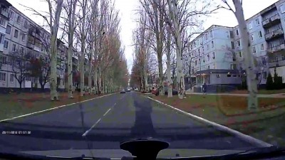 Таксист. Из вечноспешащих.