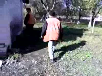 Бутылка не разбивается