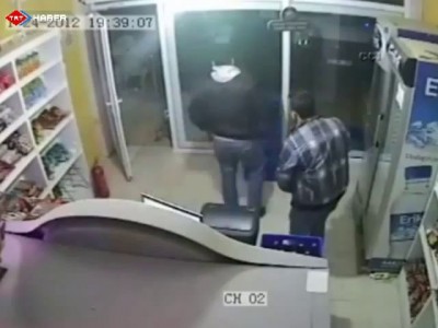 2 мужика и крыса