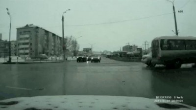 Не мог объехать 1?!