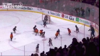 мелкий вратарь